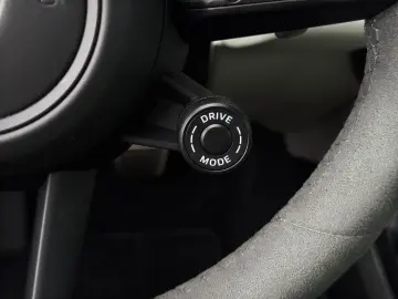 Cayenne GTS Coupe | PDCC | Hinterachslenkung |