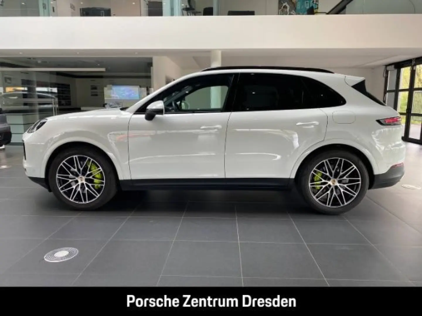 Cayenne E-Hybrid Inno Pano SH v+h Luft Bose