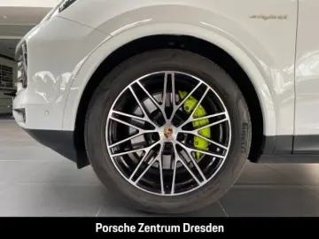 Cayenne E-Hybrid Inno Pano SH v+h Luft Bose