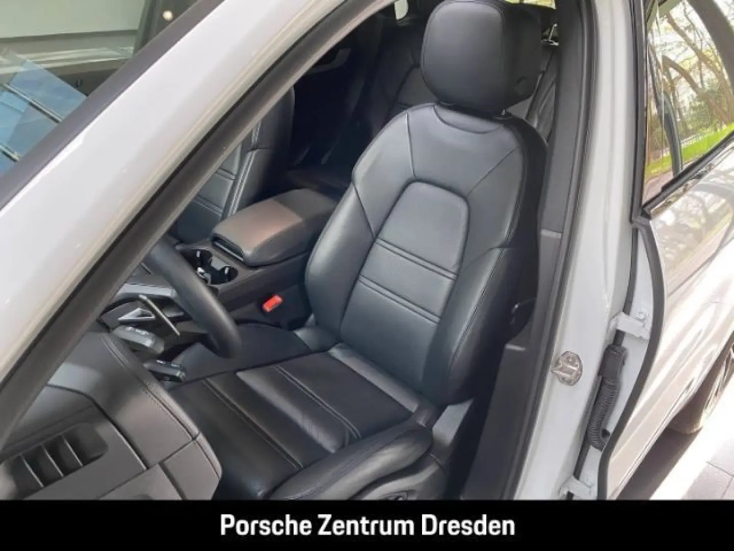 Cayenne E-Hybrid Inno Pano SH v+h Luft Bose