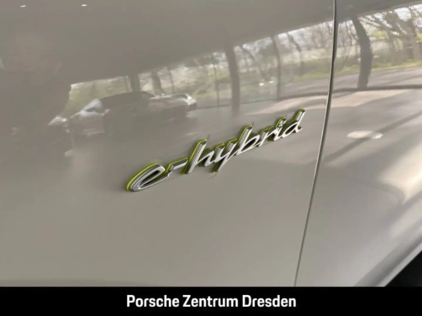 Cayenne E-Hybrid Inno Pano SH v+h Luft Bose
