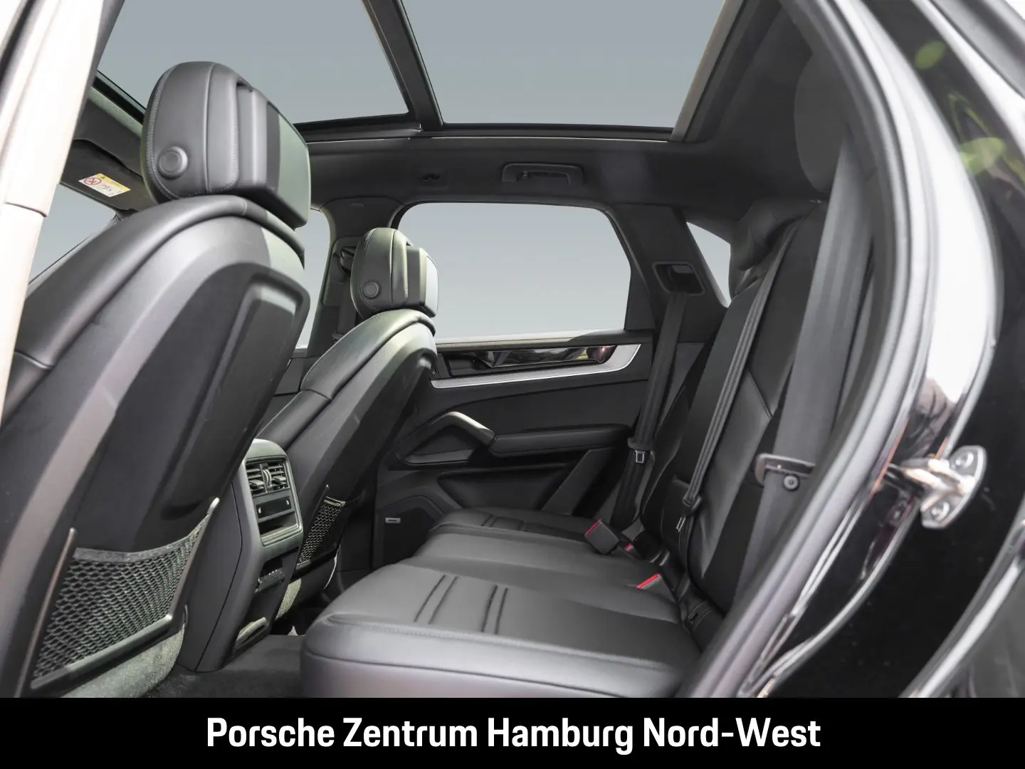 Cayenne PASM Panorama Dach BOSE 21-Zoll HUD 360°