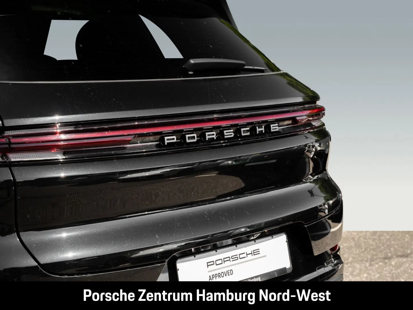Cayenne PASM Panorama Dach BOSE 21-Zoll HUD 360°