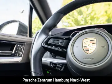 Cayenne PASM Panorama Dach BOSE 21-Zoll HUD 360°
