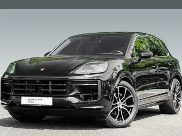 Cayenne PASM Panorama Dach BOSE 21-Zoll HUD 360