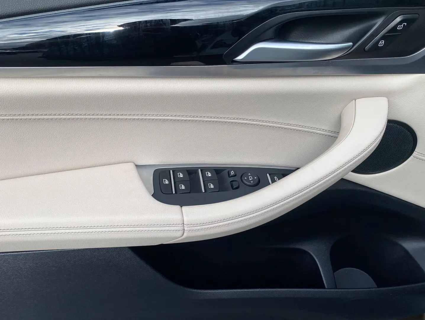 X4 xDrive 30 iA*UPE *adaptive LED