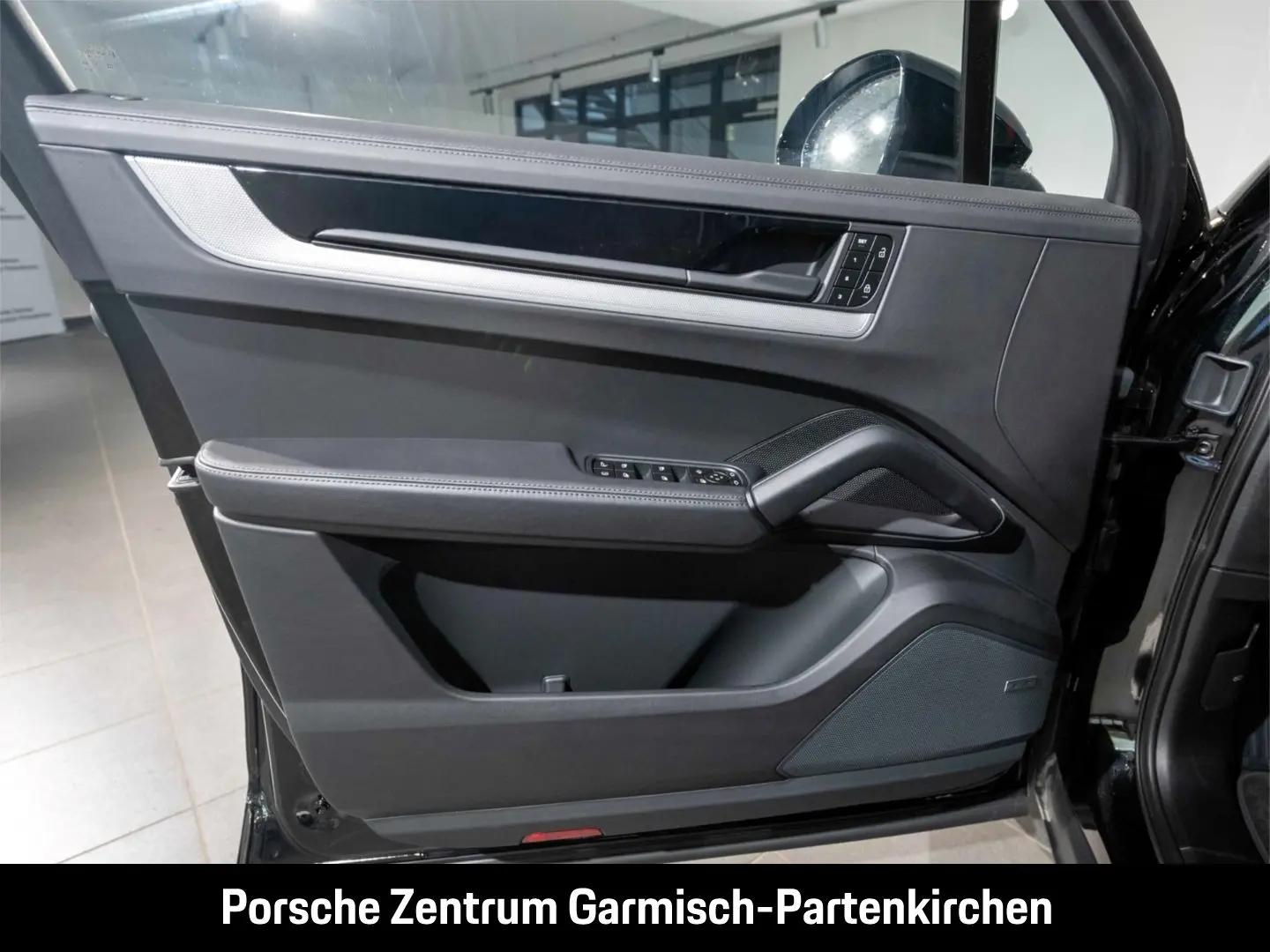 Cayenne E-Hybrid LenkradHZG 360 Kamera Memory
