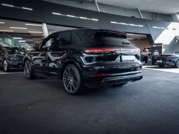 Cayenne Turbo S E-Hybrid*1. Hd..*Appr.*AT-Motor*