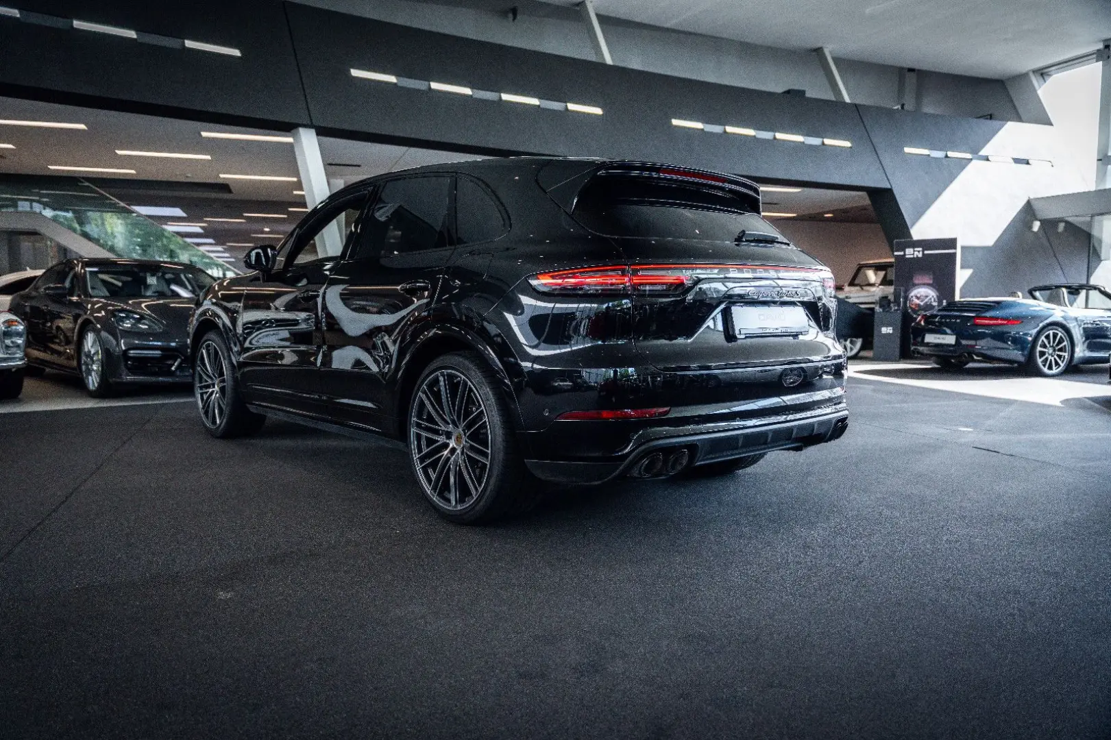 Cayenne Turbo S E-Hybrid*1. Hd..*Appr.*AT-Motor*