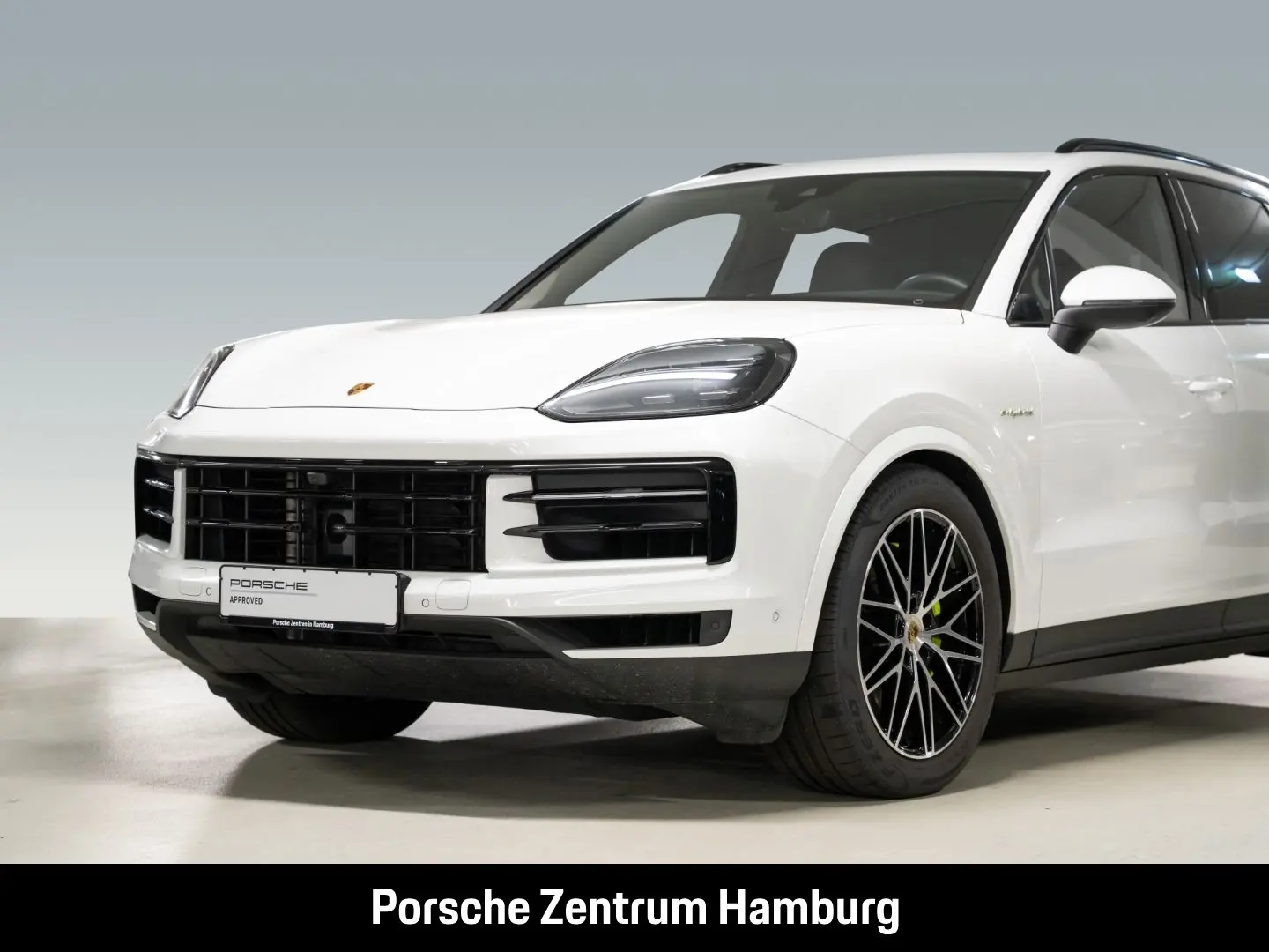 Cayenne E-Hybrid Pano PASM BOSE ACC 21-Zoll 360°