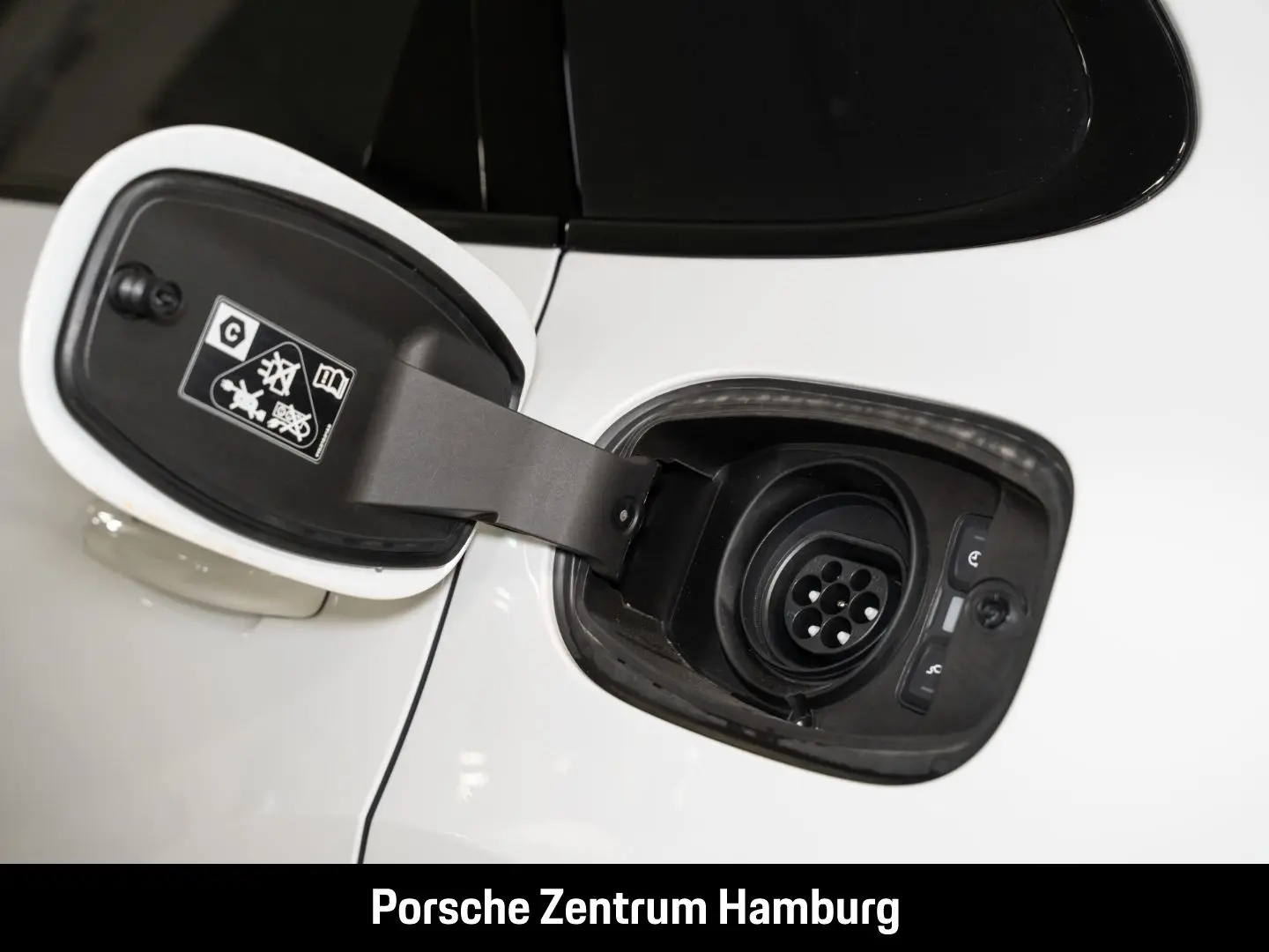 Cayenne E-Hybrid Pano PASM BOSE ACC 21-Zoll 360°