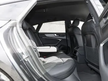 Audi A7 Sportback 50 TFSIe Q S LINE