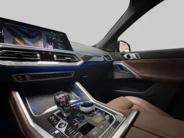 BMW X6 30d M Sport CARBON SKY HUD