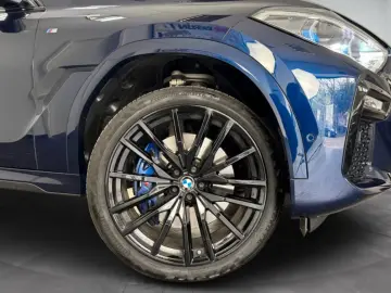 BMW X6 30d M Sport CARBON SKY HUD
