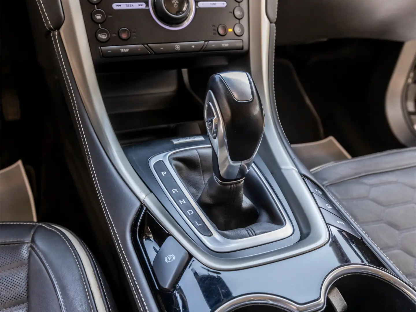 Ford Mondeo HYBRID 187cp // Vignale // Euro6.2