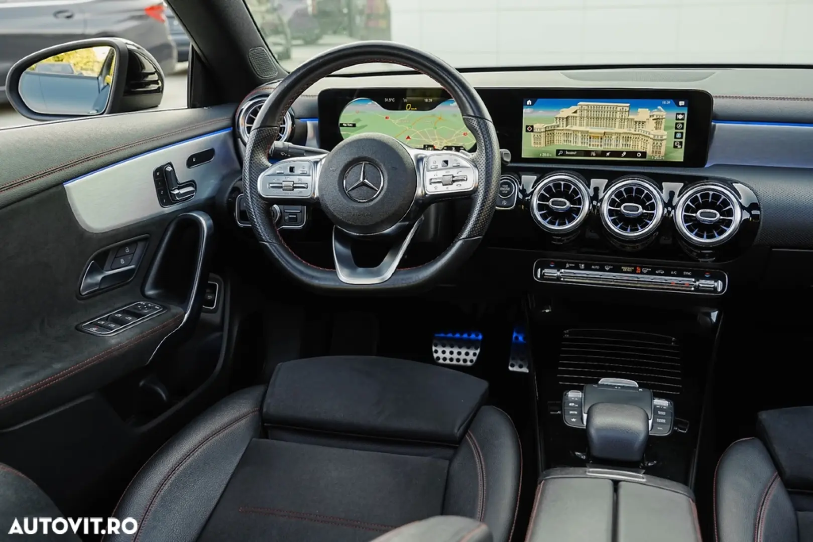 Mercedes-Benz CLA 180 7G-DCT AMG Line