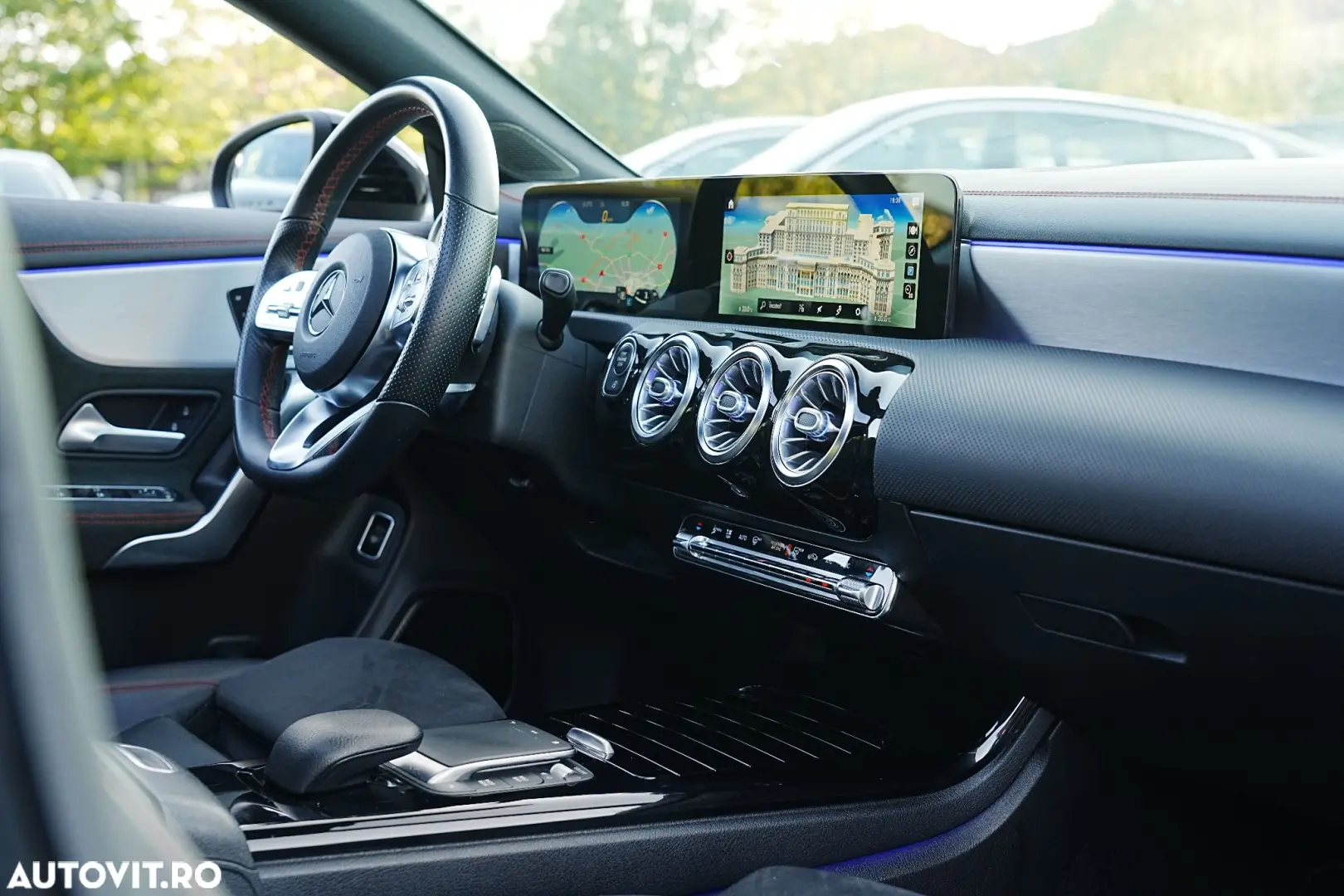 Mercedes-Benz CLA 180 7G-DCT AMG Line