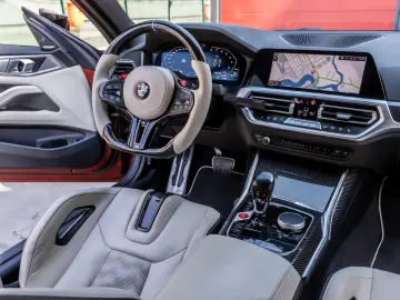 BMW M4 Competition M xDrive 2022 // G82