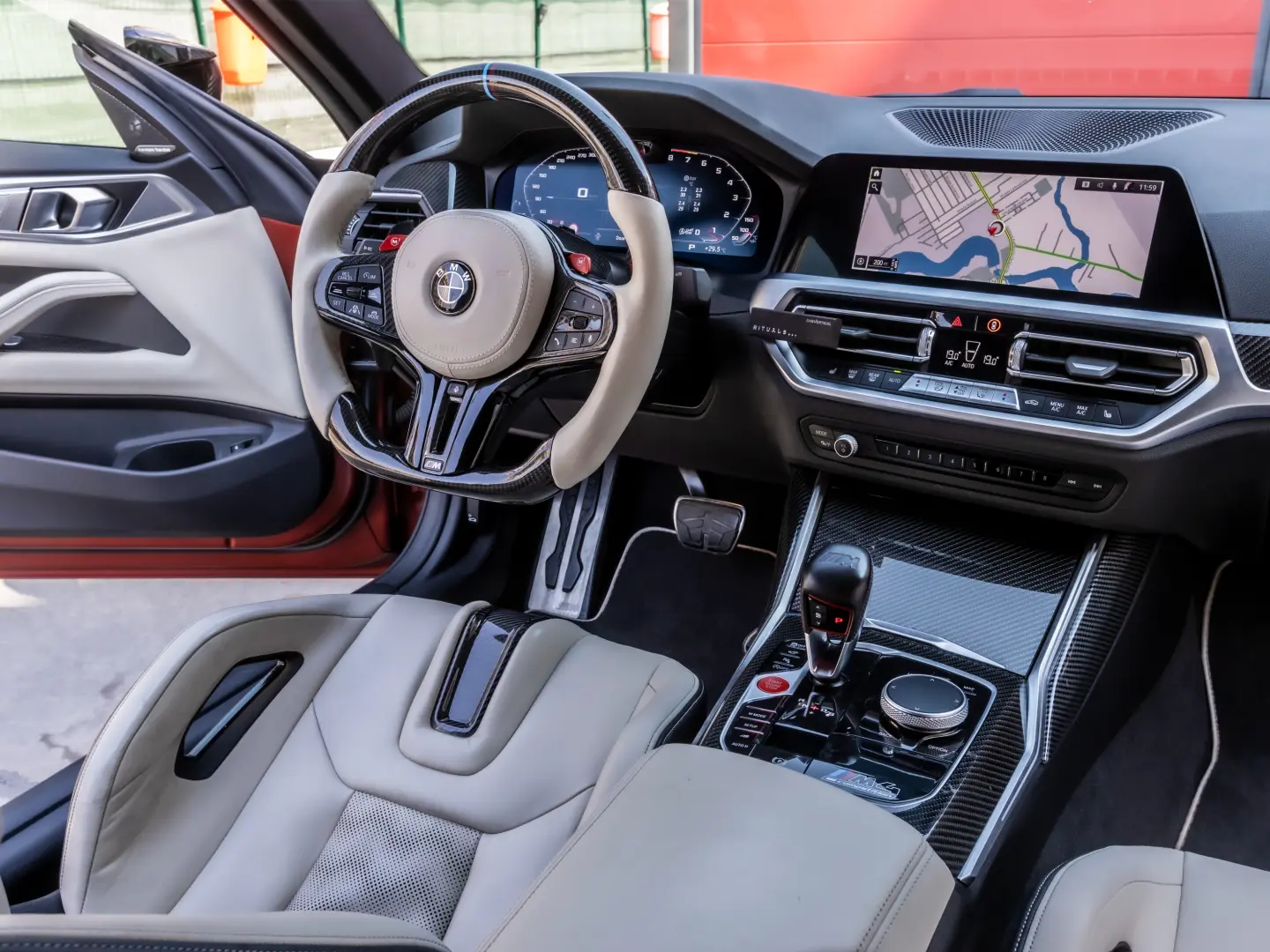 BMW M4 Competition M xDrive 2022 // G82
