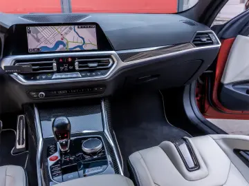 BMW M4 Competition M xDrive 2022 // G82
