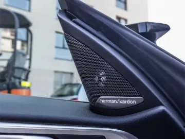 BMW M4 Competition M xDrive 2022 // G82