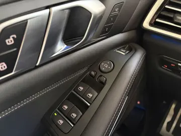 X5 xDrive45e M Sport DA Prof Laser PA HuD Pano