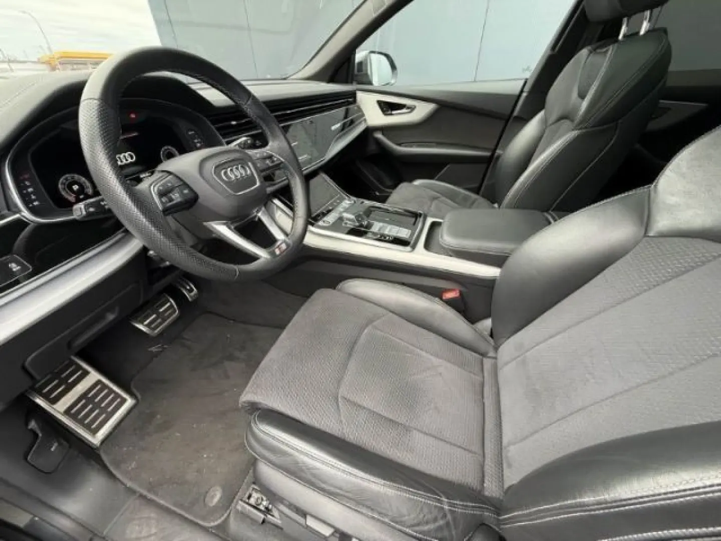 Audi Q8 55 TFSI 3.0 Quattro S-Line+