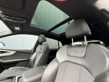 Audi Q8 55 TFSI 3.0 Quattro S-Line+