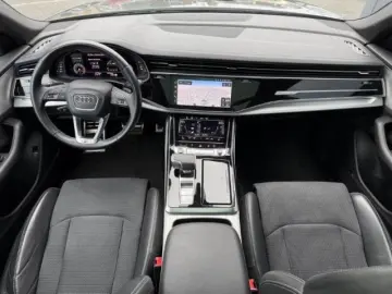 Audi Q8 55 TFSI 3.0 Quattro S-Line+
