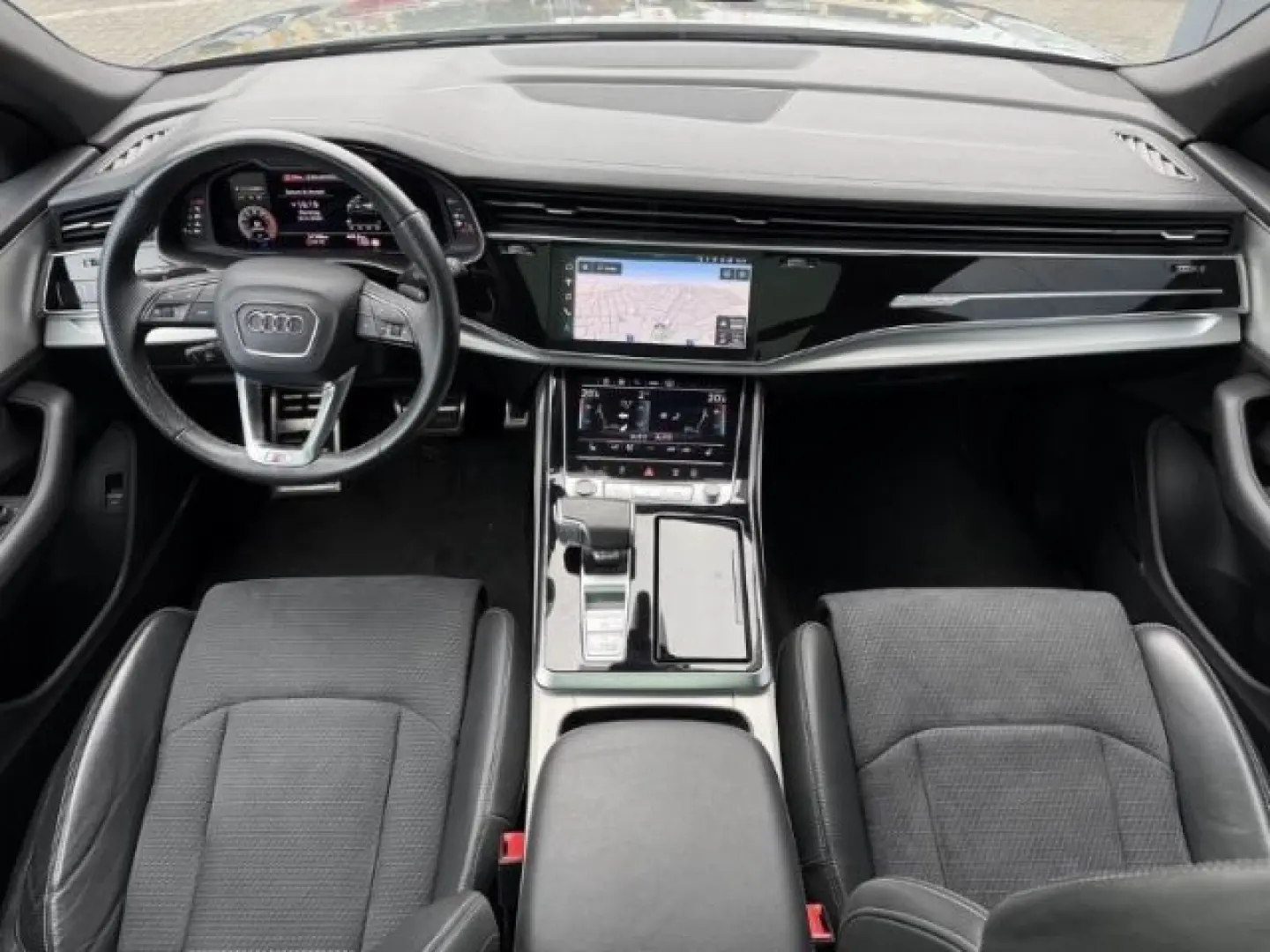 Audi Q8 55 TFSI 3.0 Quattro S-Line+