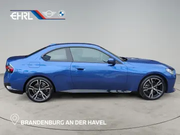 220i PARKING ASSISTANT | ANHÄNGERKUPPLUNG