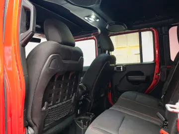 Jeep Wrangler Rubicon
