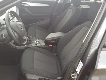 BMW X1 XDrive 18D 2.0 diesel 150 CP AT (8HP)