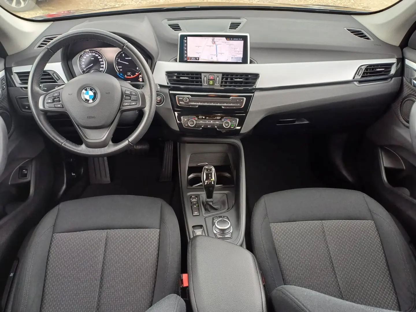 BMW X1 XDrive 18D 2.0 diesel 150 CP AT (8HP)