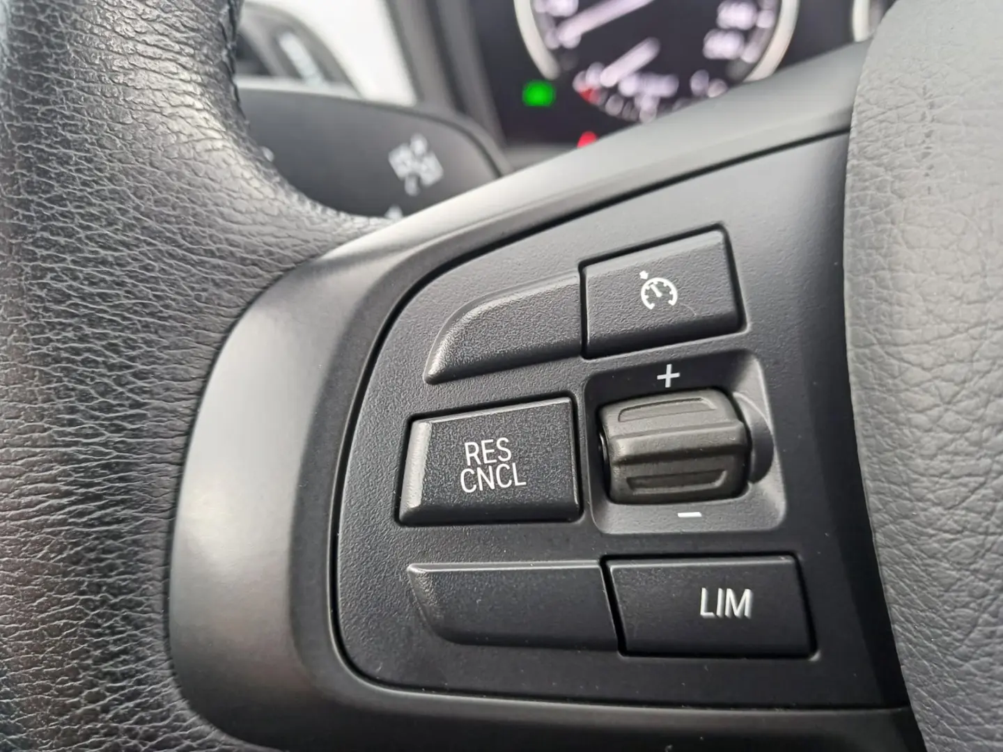 BMW X1 XDrive 18D 2.0 diesel 150 CP AT (8HP)