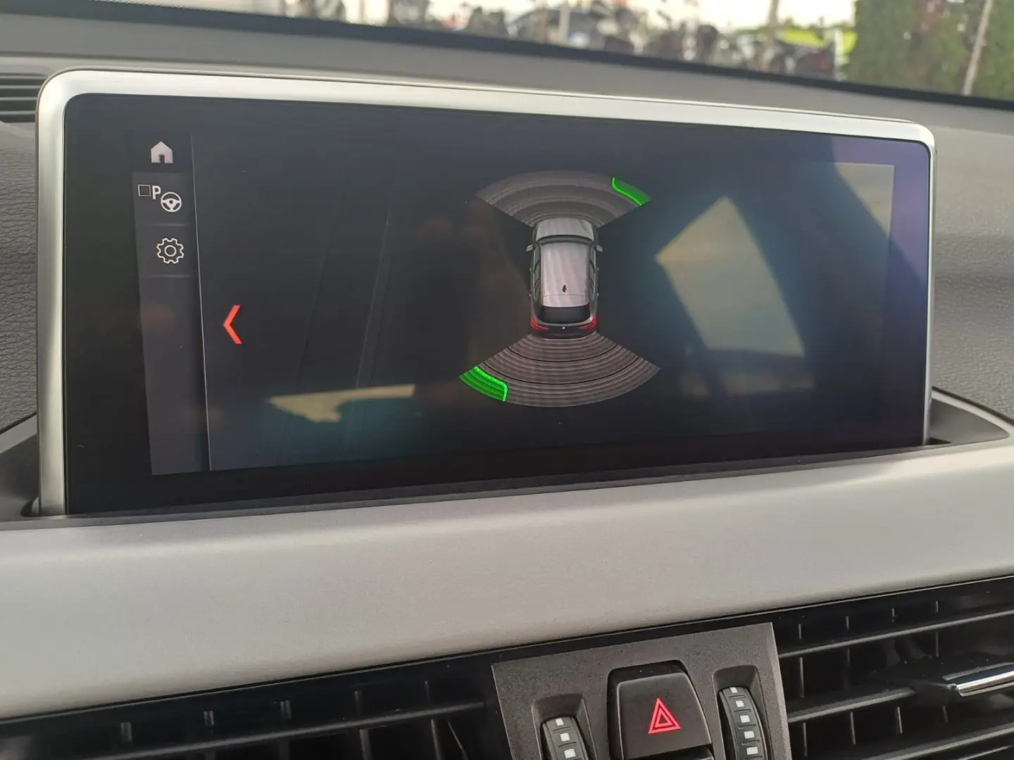 BMW X1 XDrive 18D 2.0 diesel 150 CP AT (8HP)