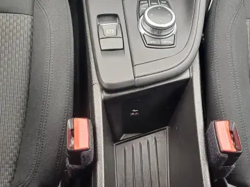 BMW X1 XDrive 18D 2.0 diesel 150 CP AT (8HP)
