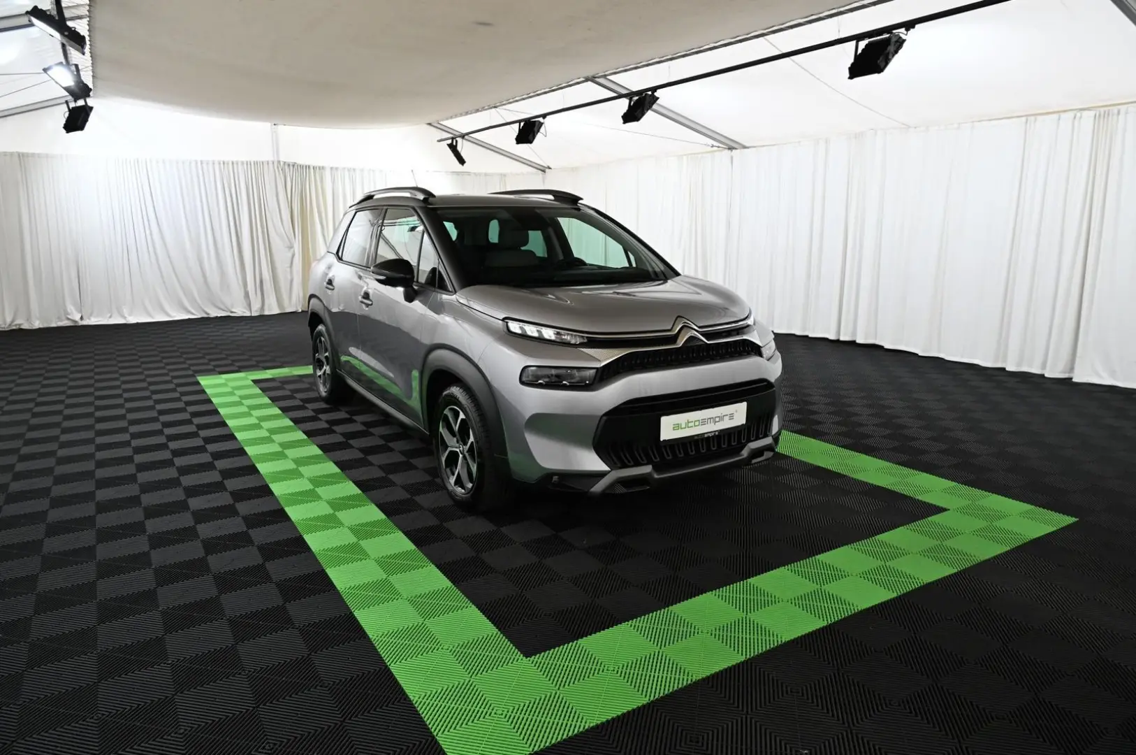 Citroën C3 Aircross 1.2 PT 110 PLUS LED/NAVI/PDC/