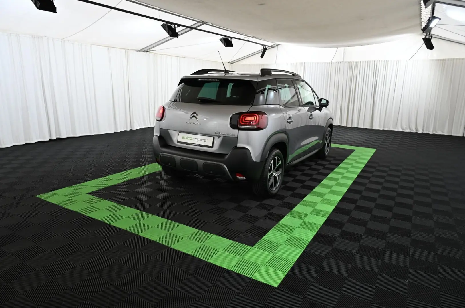 Citroën C3 Aircross 1.2 PT 110 PLUS LED/NAVI/PDC/