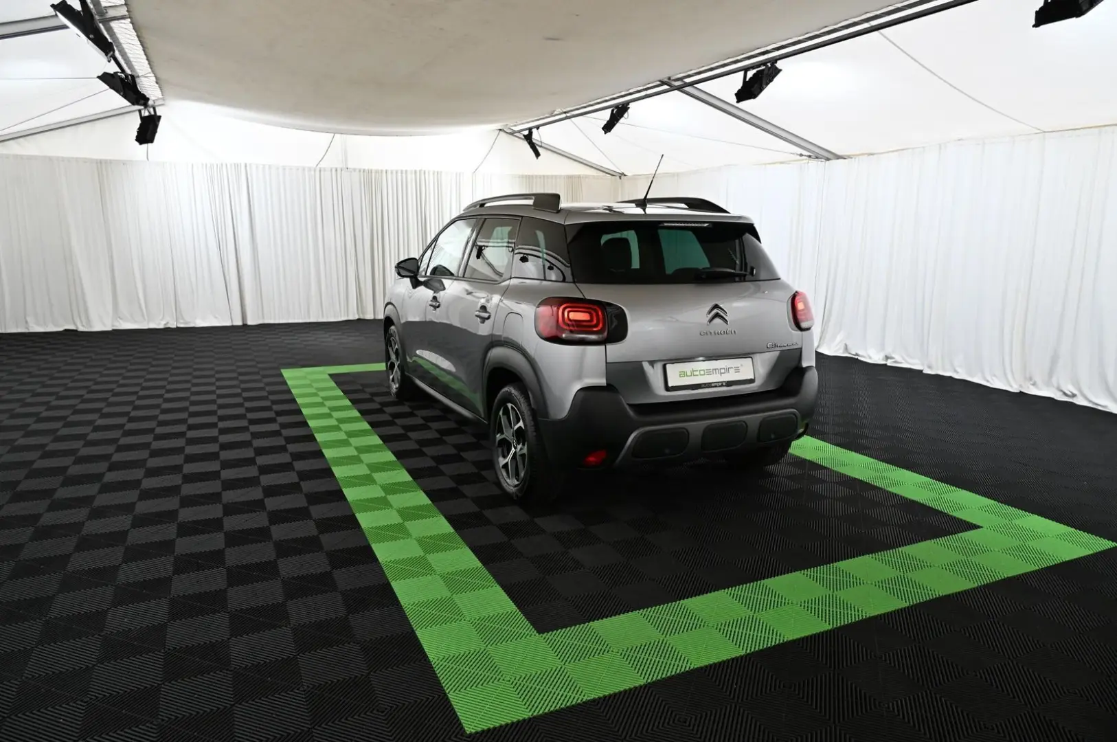Citroën C3 Aircross 1.2 PT 110 PLUS LED/NAVI/PDC/