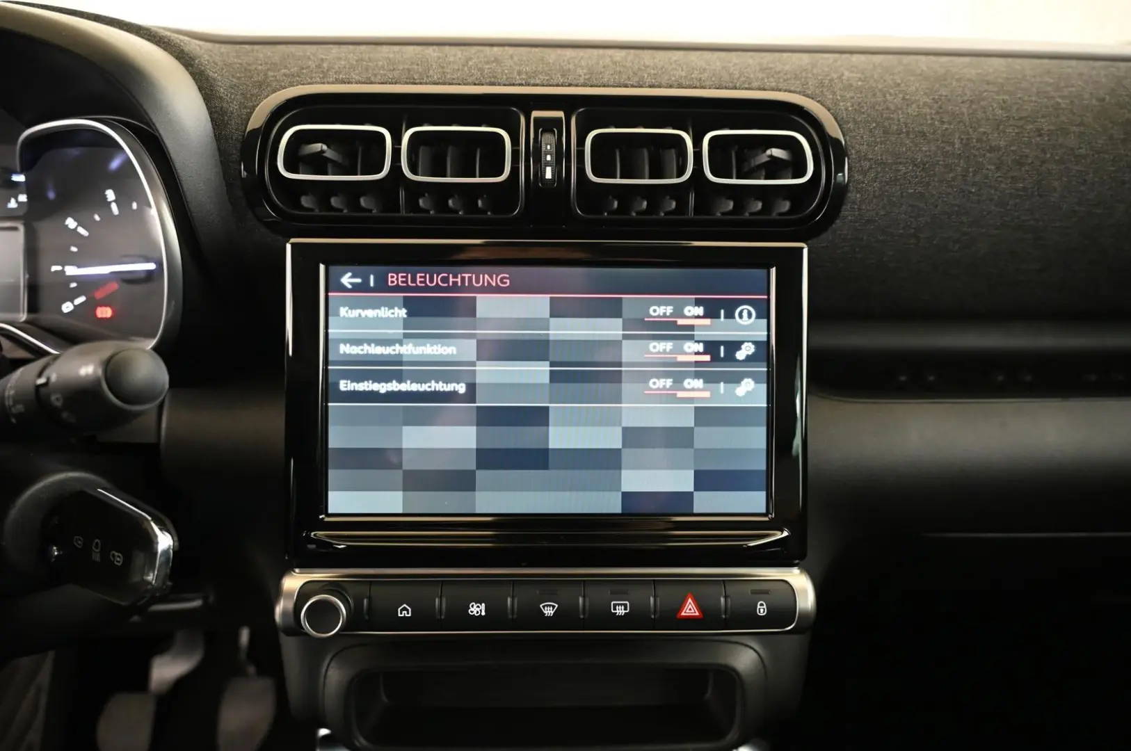 Citroën C3 Aircross 1.2 PT 110 PLUS LED/NAVI/PDC/
