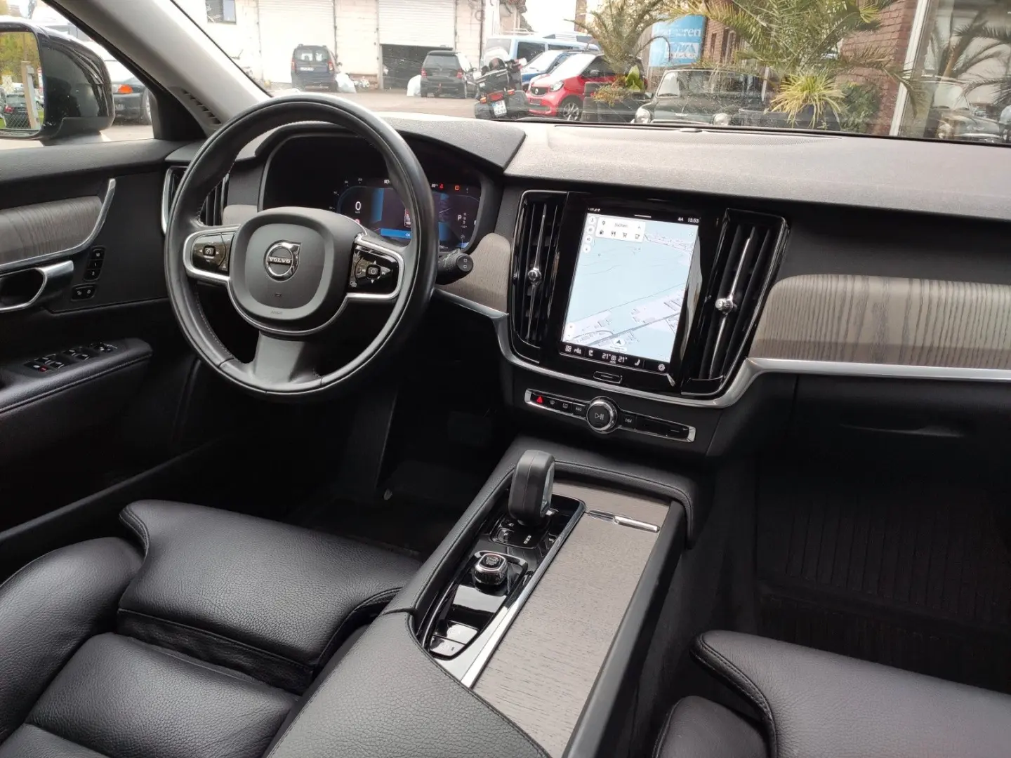 V90 Cross Country Pro AWD
