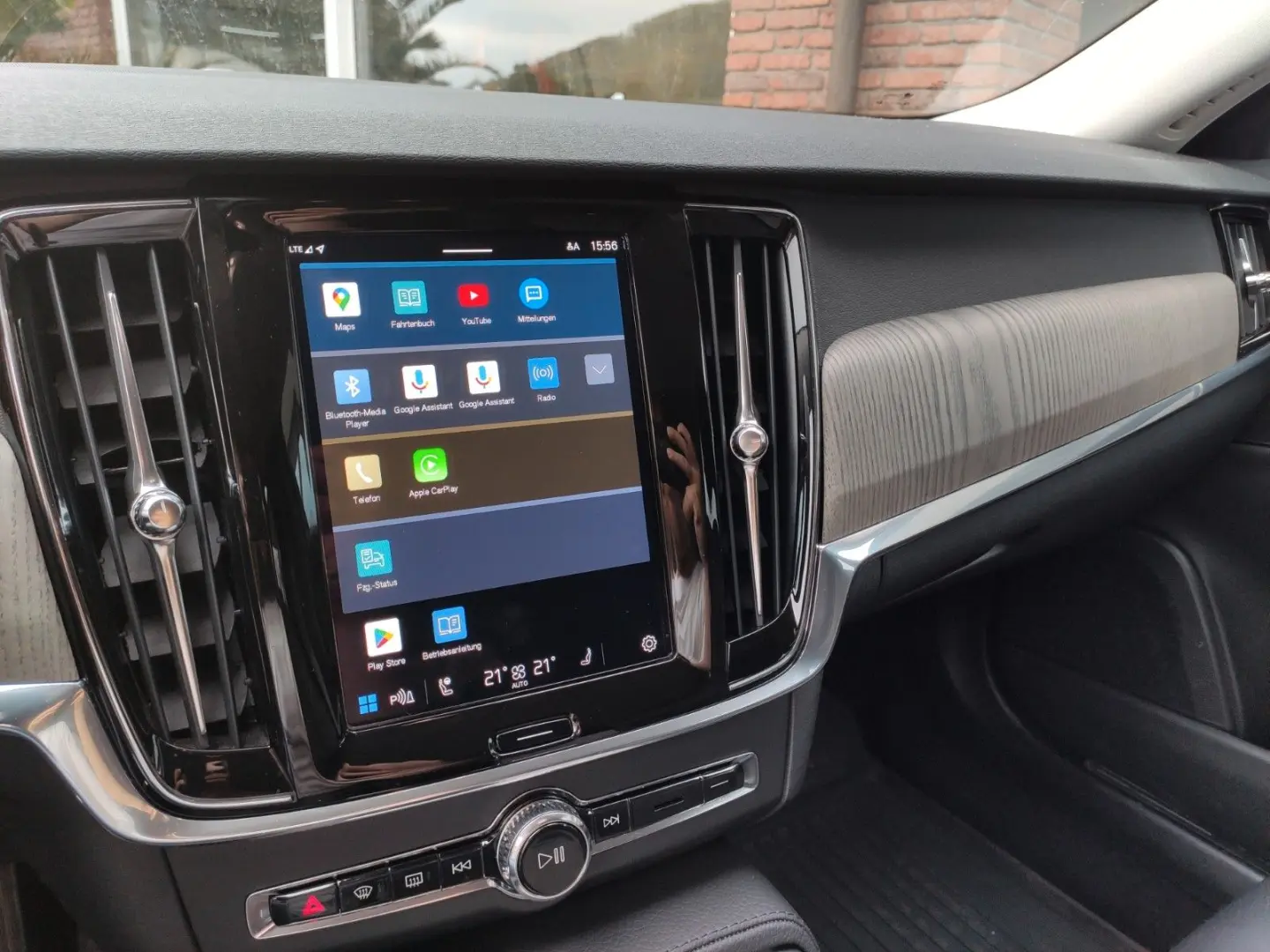 V90 Cross Country Pro AWD