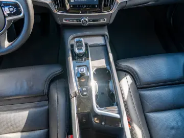 V90 AWD B&W+HEADUP+PANO+360+MASSAGE+STANDHZG