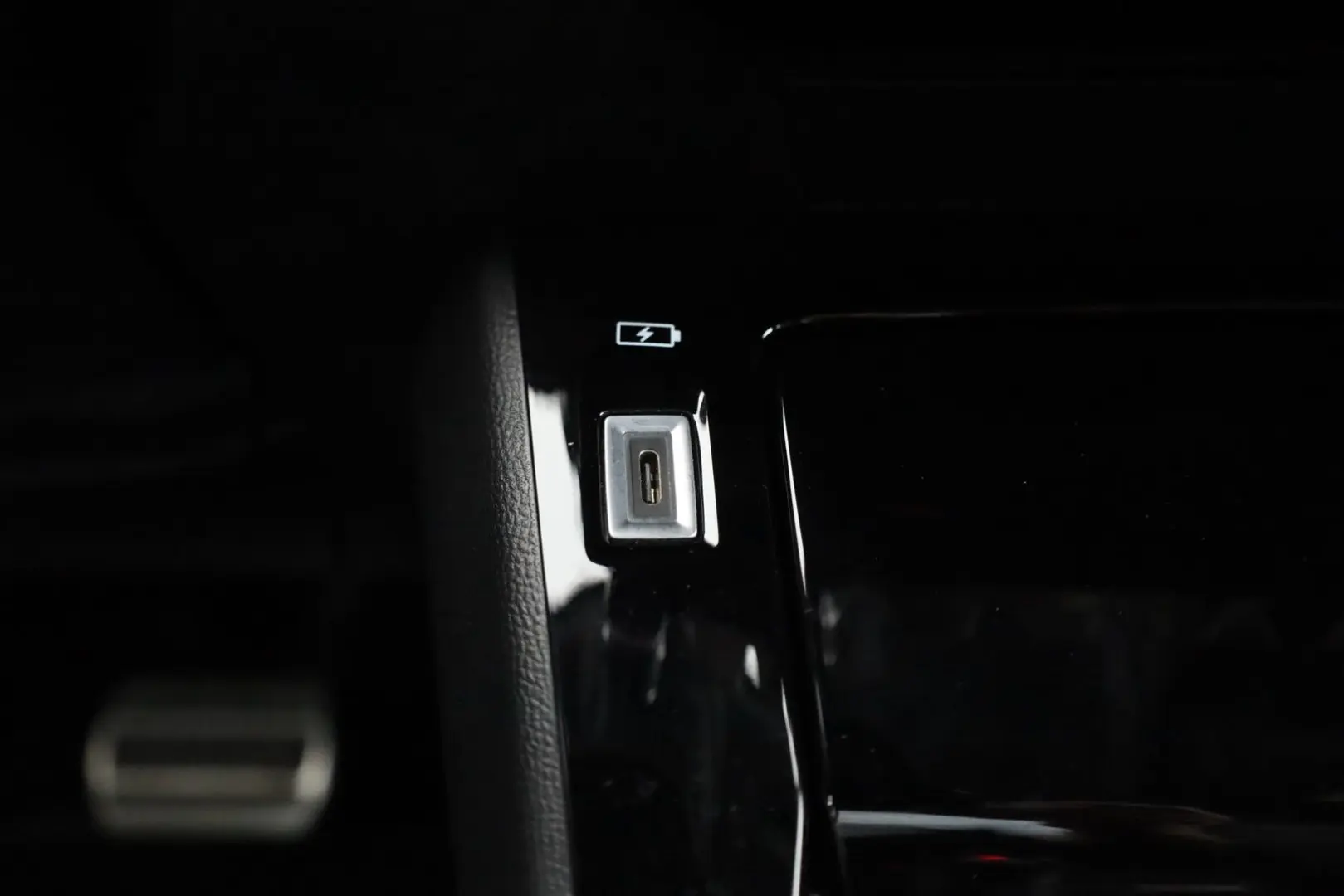 Peugeot 2008 GT-Line PureTech  LED Navi Kamera