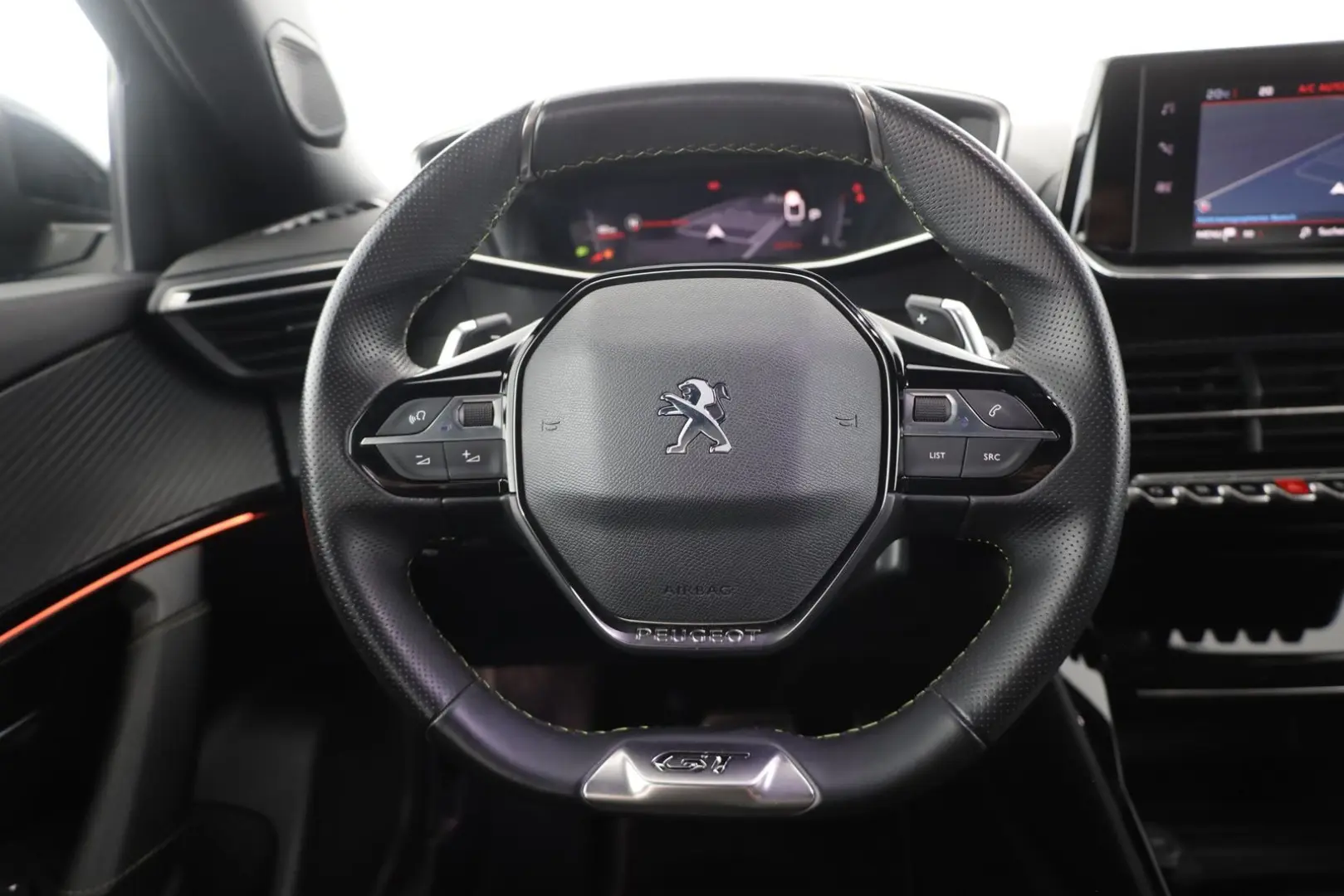 Peugeot 2008 GT-Line PureTech  LED Navi Kamera