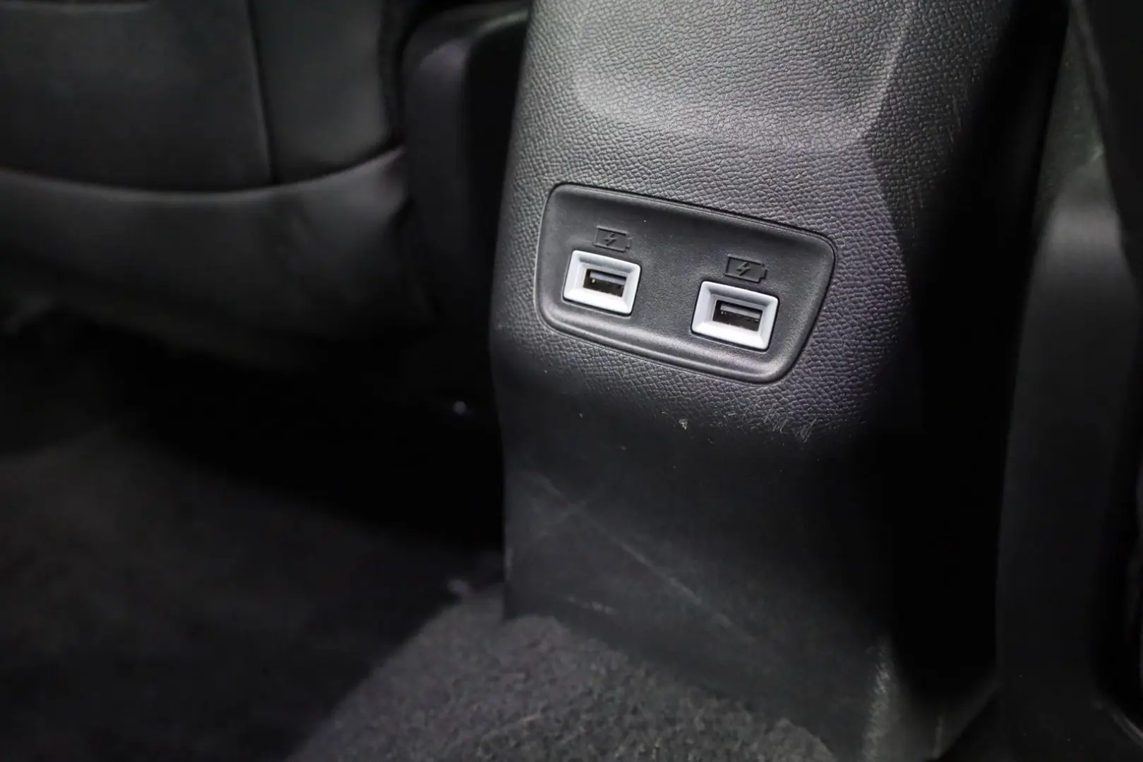 Peugeot 2008 GT-Line PureTech  LED Navi Kamera