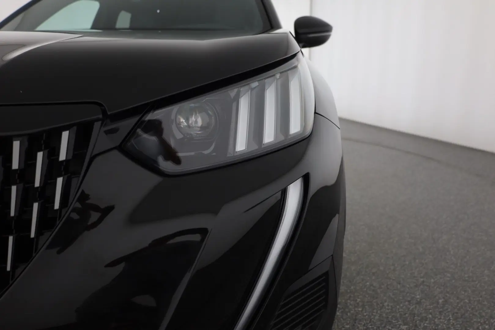 Peugeot 2008 GT-Line PureTech  LED Navi Kamera