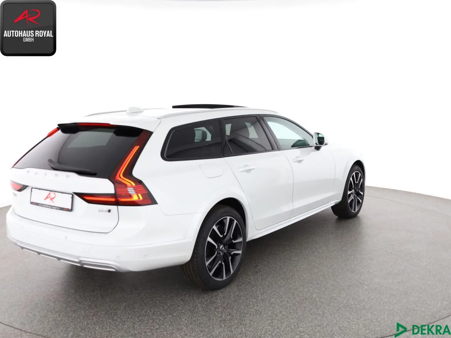 V90 Cross Country B4 D AWD STANDHEIZ,360GRAD,20Z
