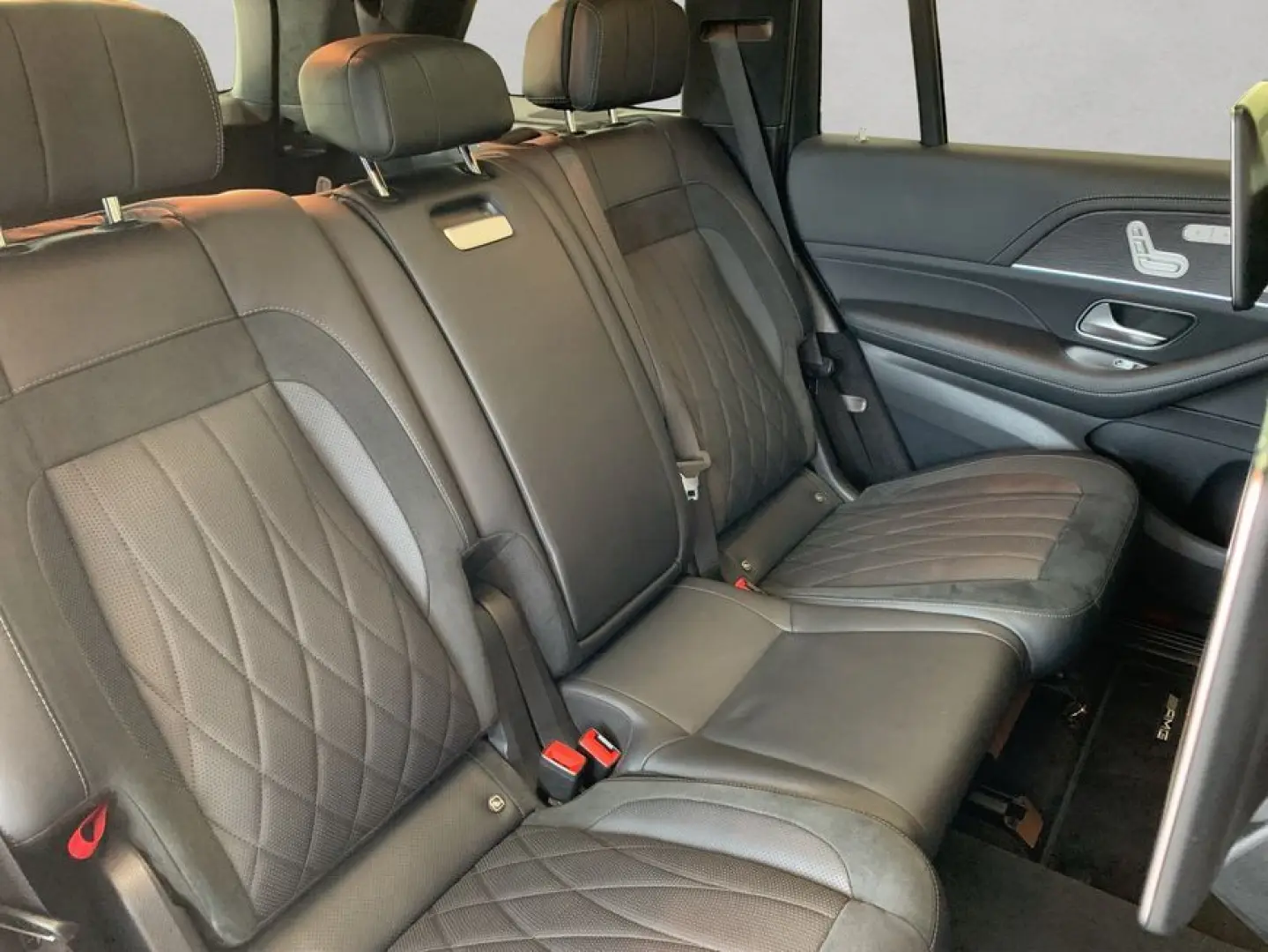 GLS 63 AMG 4M/7Sitzer/Night/AHK/Pano